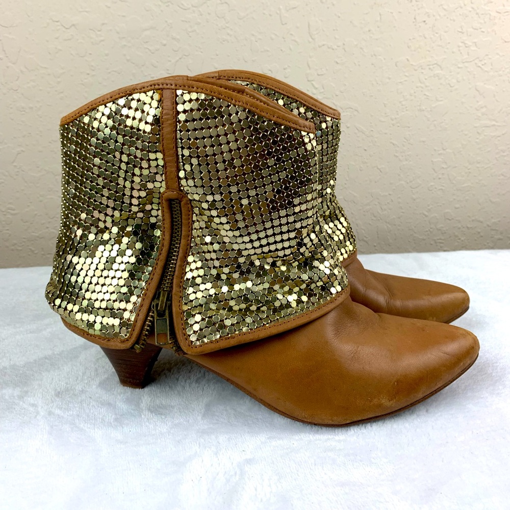 Zigi Girl Flicker Leather Boots Camel Brown Gold Tone Hardware